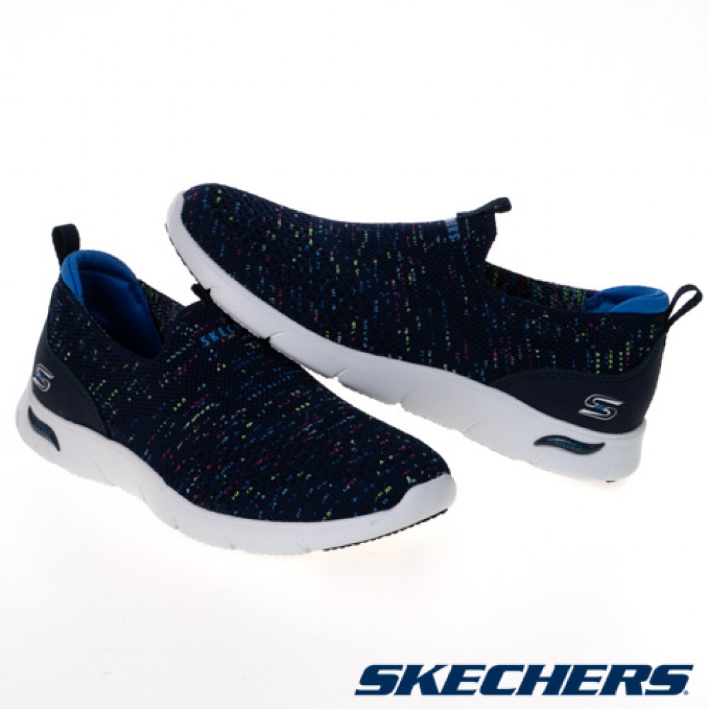 skechers_20221204183345_297924.jpg