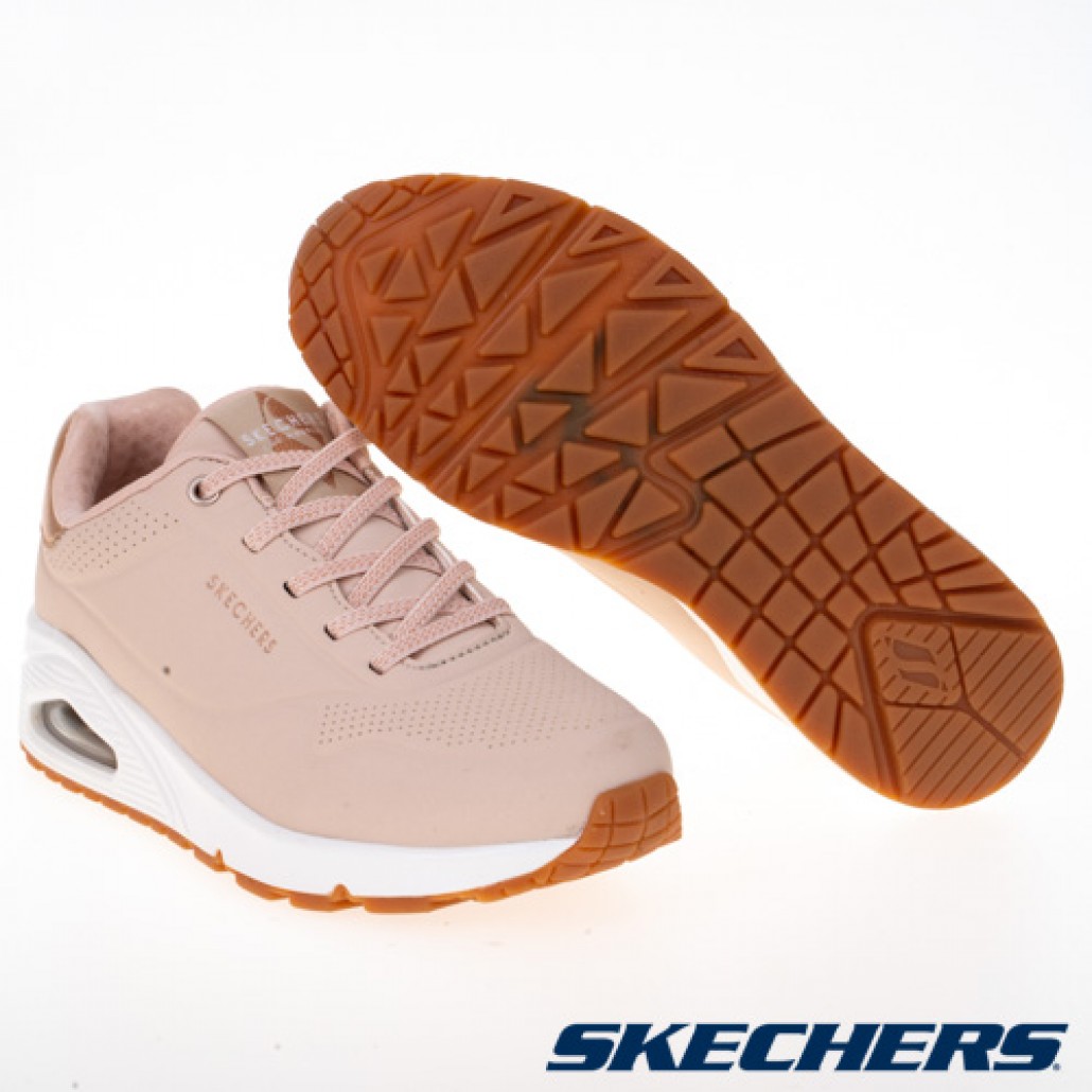 skechers_20221204183432_489872.jpg