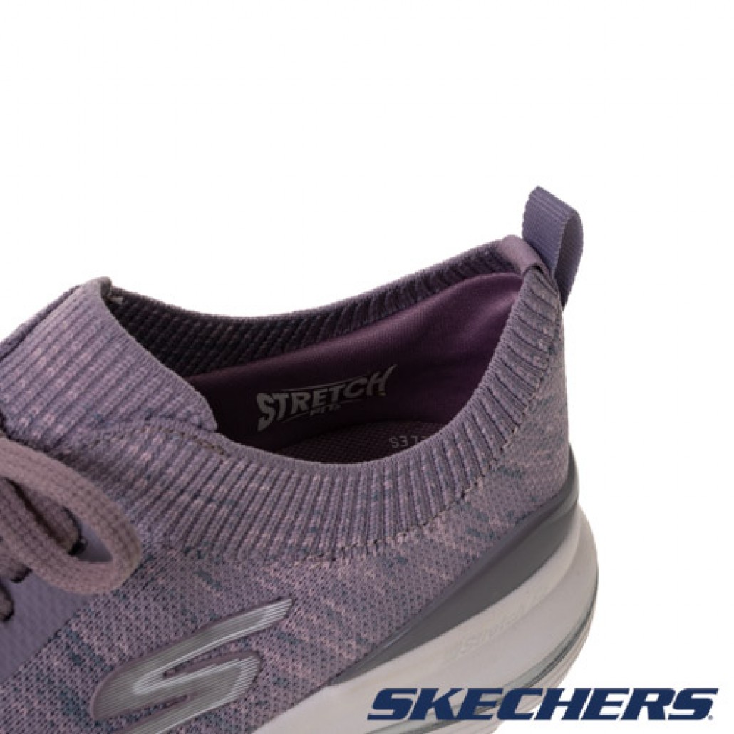 skechers_20230312173202_453888.jpg