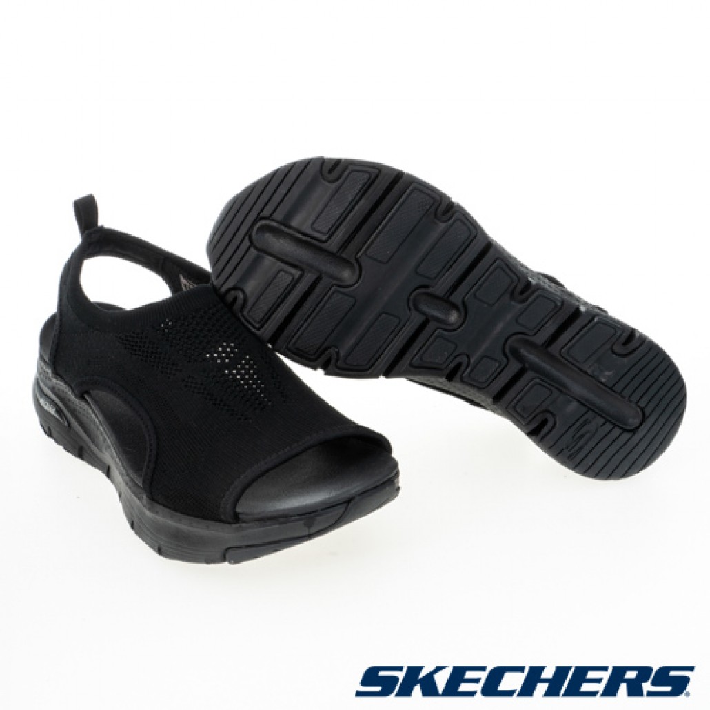 skechers_20230407232811_963662.jpg