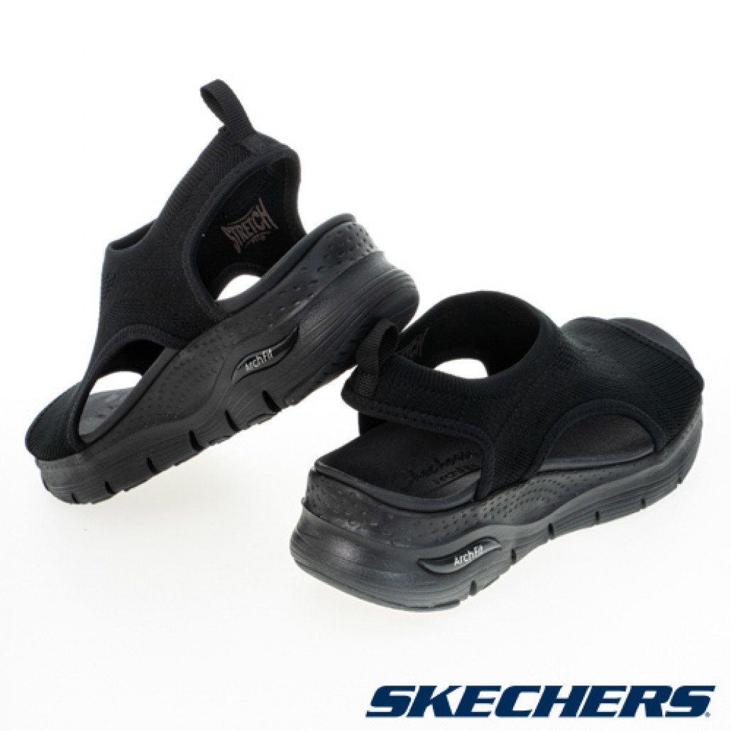 skechers_20230407232812_110036.jpg