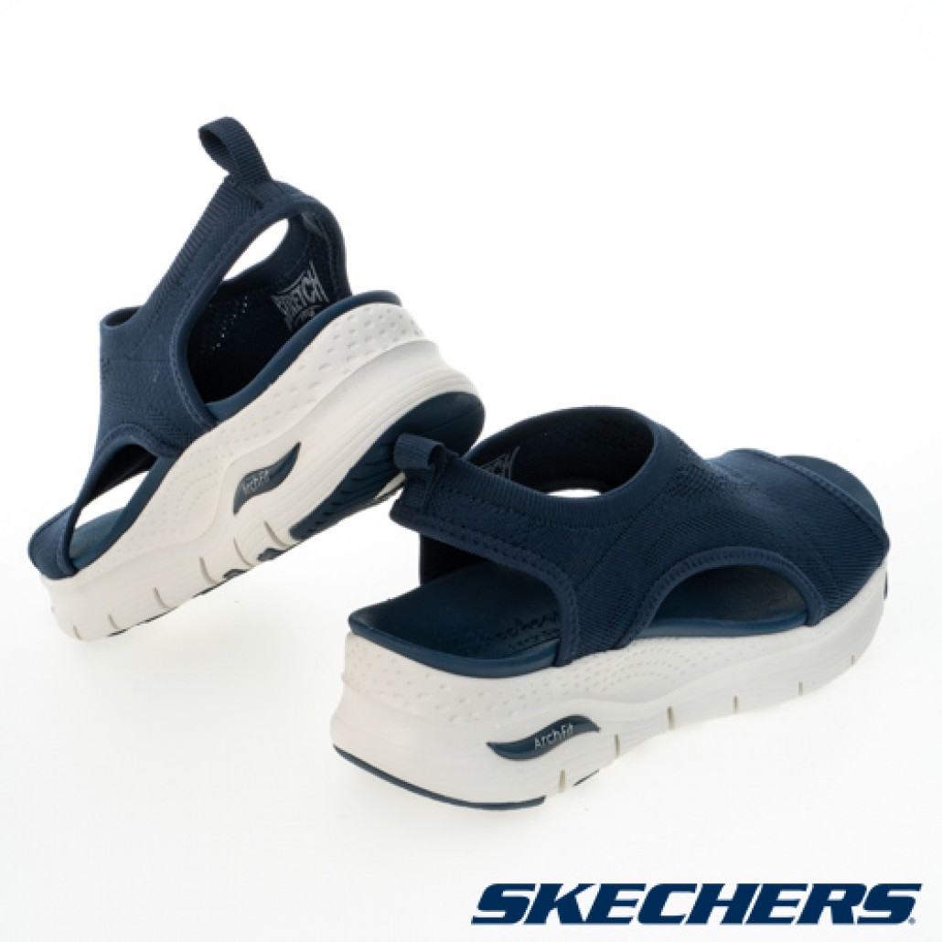 skechers_20230407232813_152565.jpg