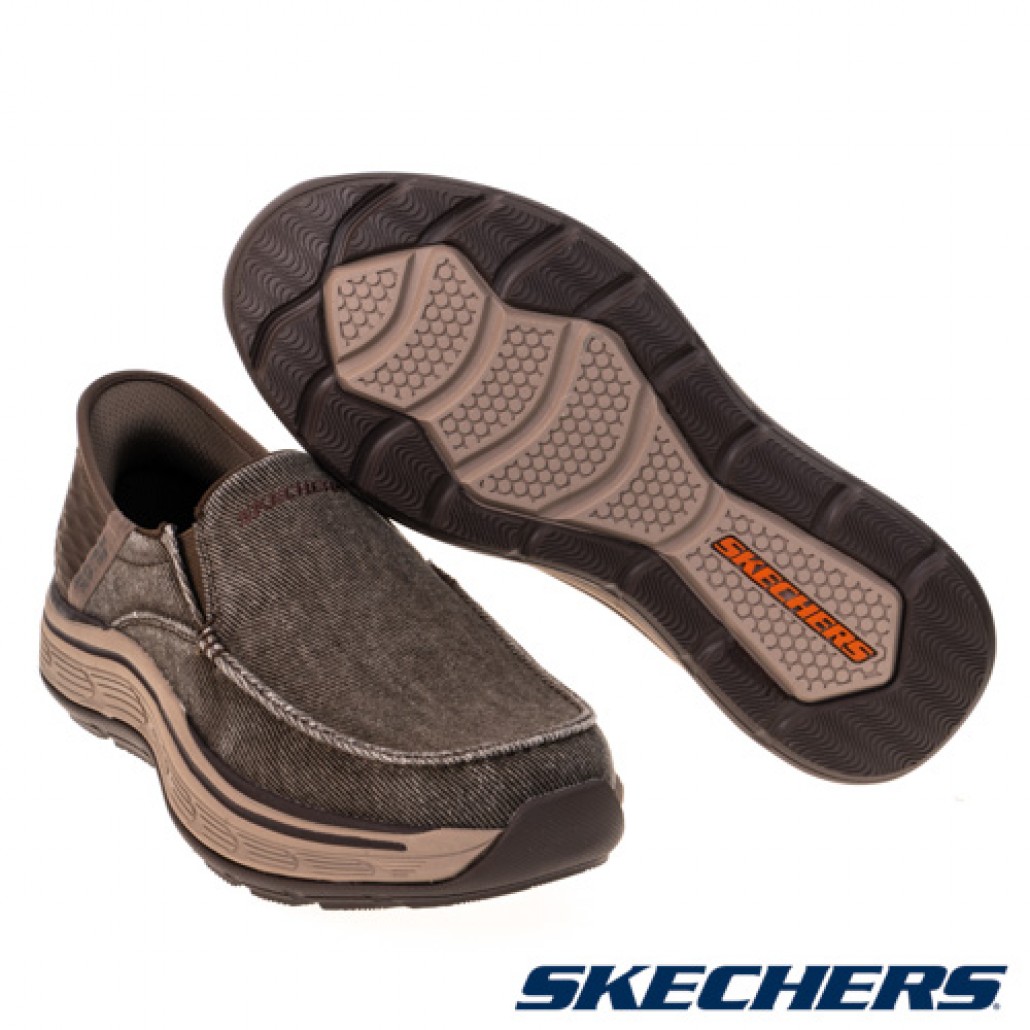 skechers_20230407232843_896782.jpg