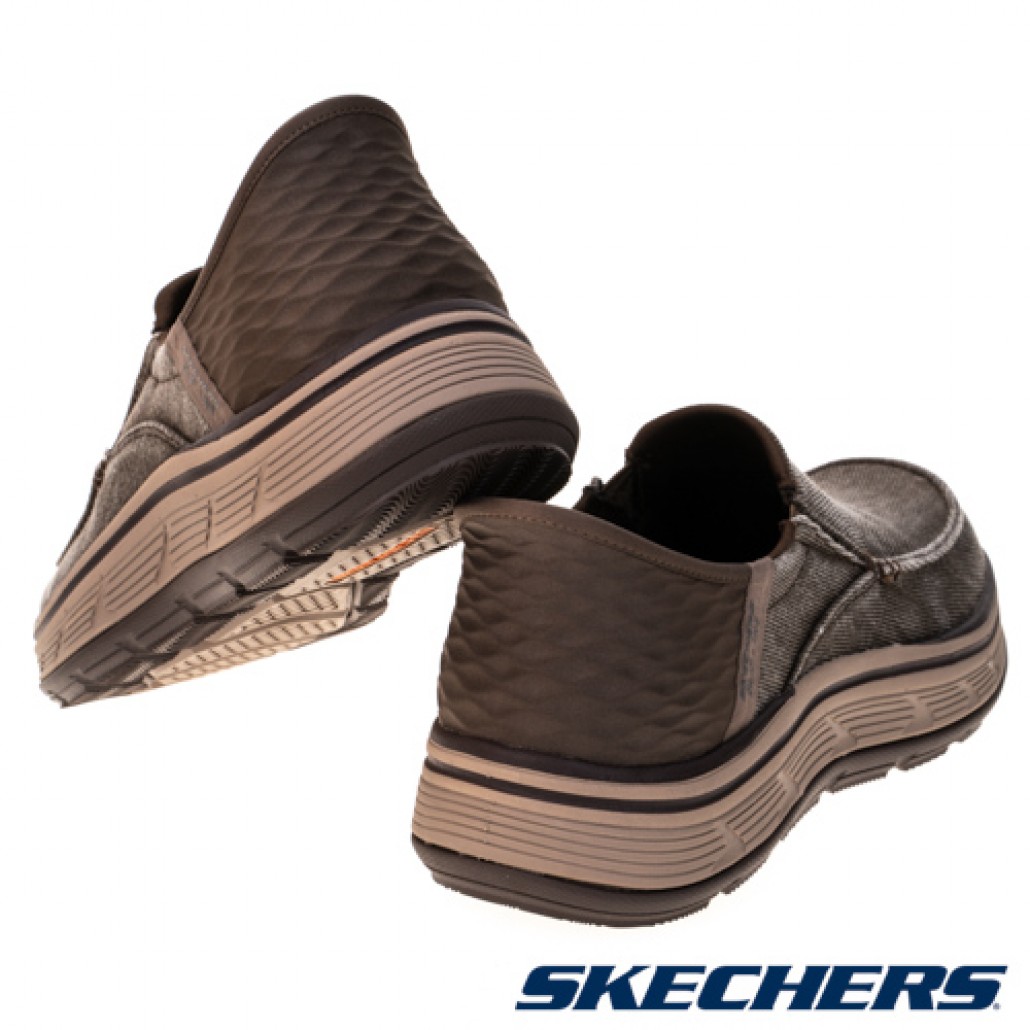 skechers_20230407232844_491528.jpg