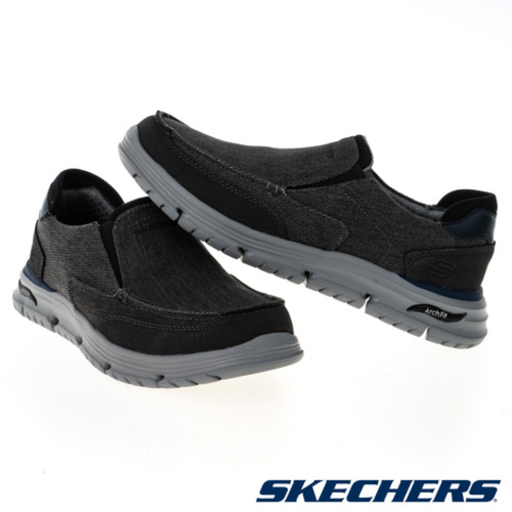 skechers_20230428105239_364917.jpg