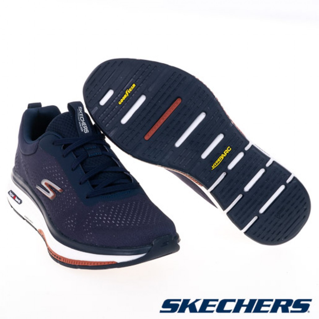 skechers_20230923163419_628203.jpg