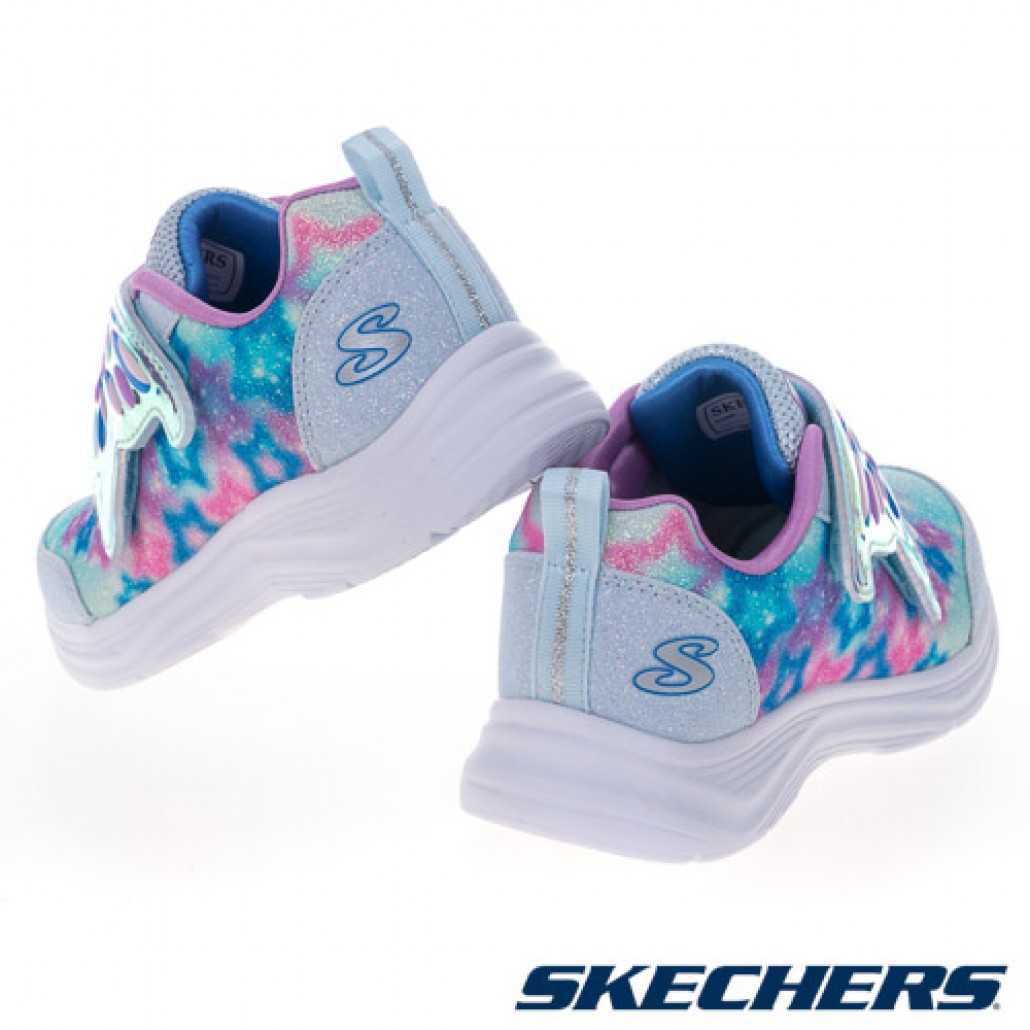 skechers_20231117174405_157598.jpg