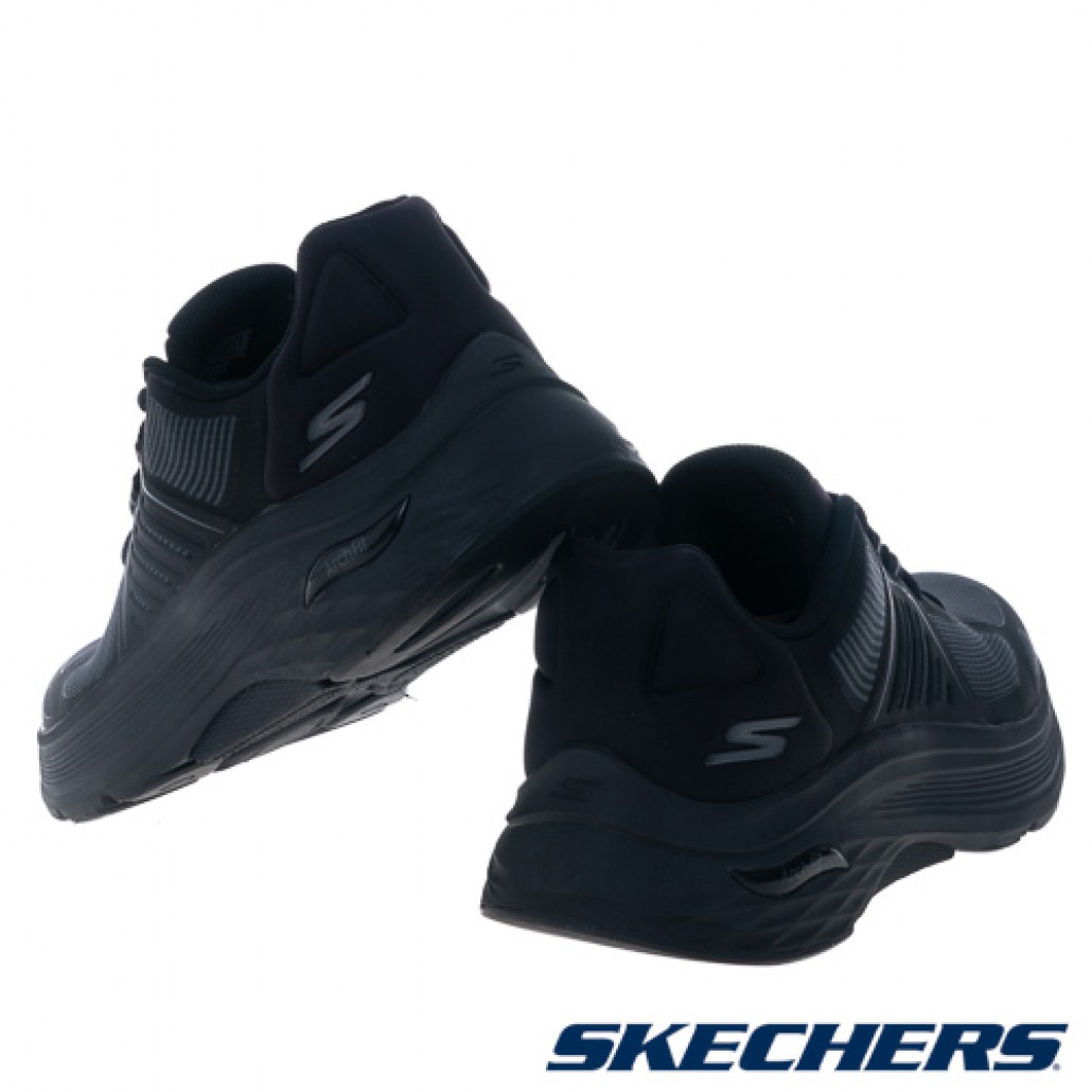 skechers_20231117174438_766846.jpg