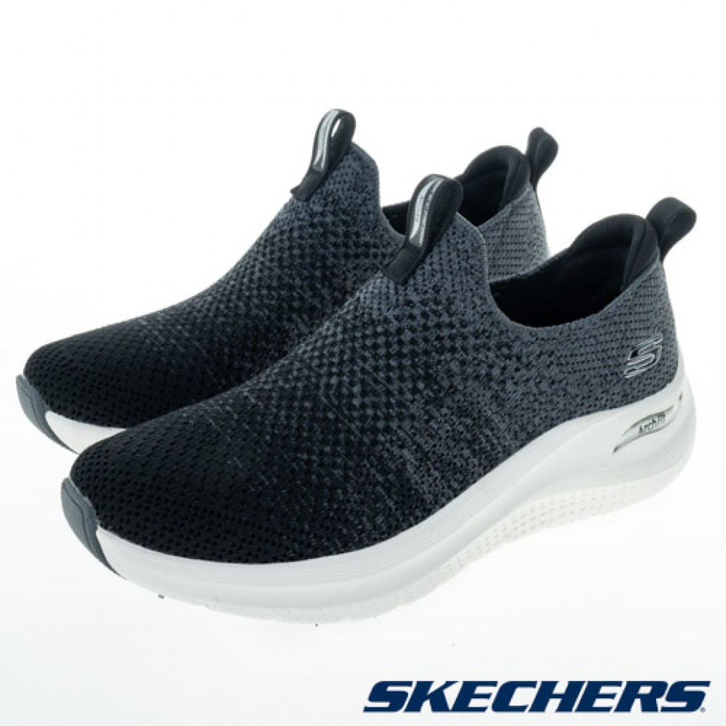 skechers_20231208010113_675713.jpg