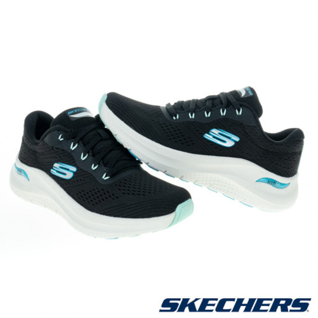 skechers_20231208010116_606659.jpg