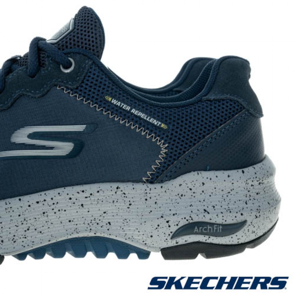 skechers_20231208010123_768891.jpg