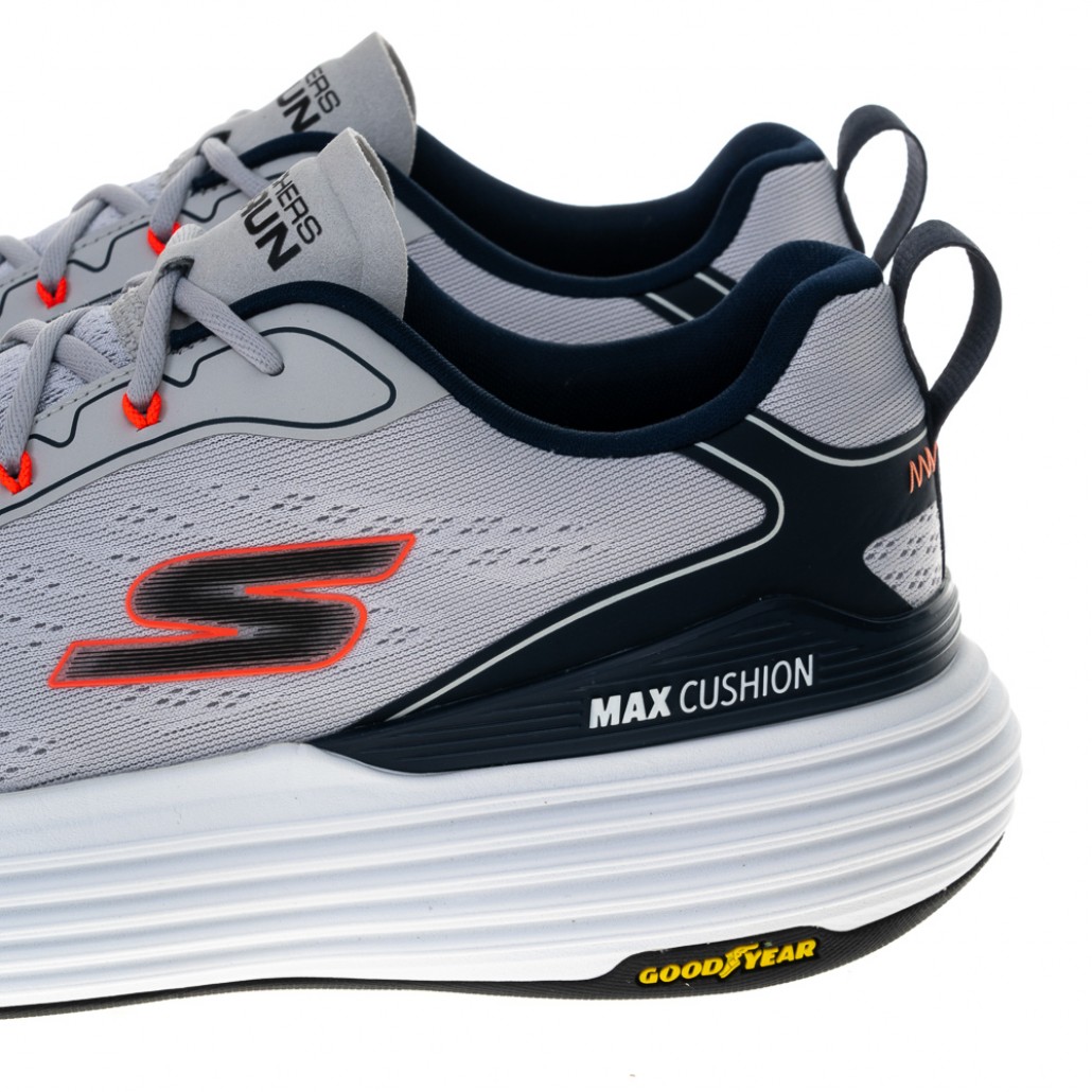 skechers_20240711181946_234401.jpg