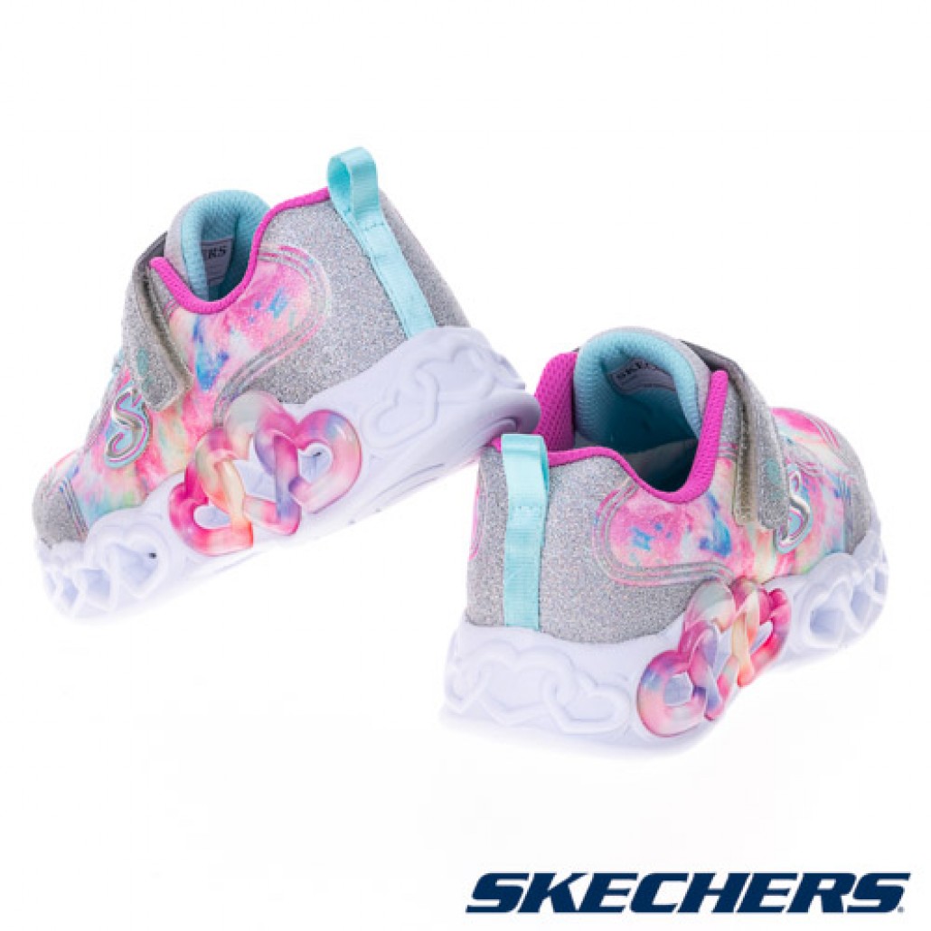 skechers_20240711182007_661506.jpg