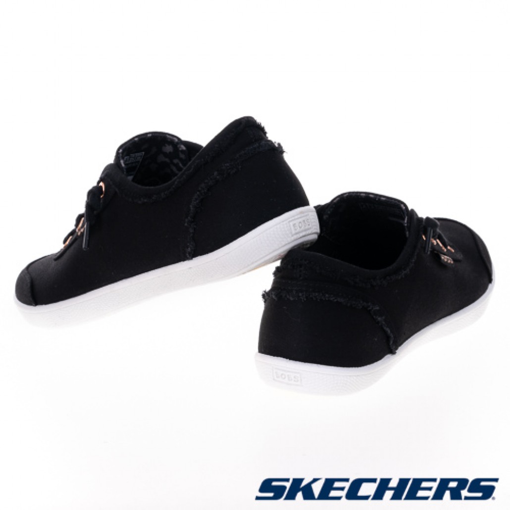 skechers_20240711182013_403443.jpg