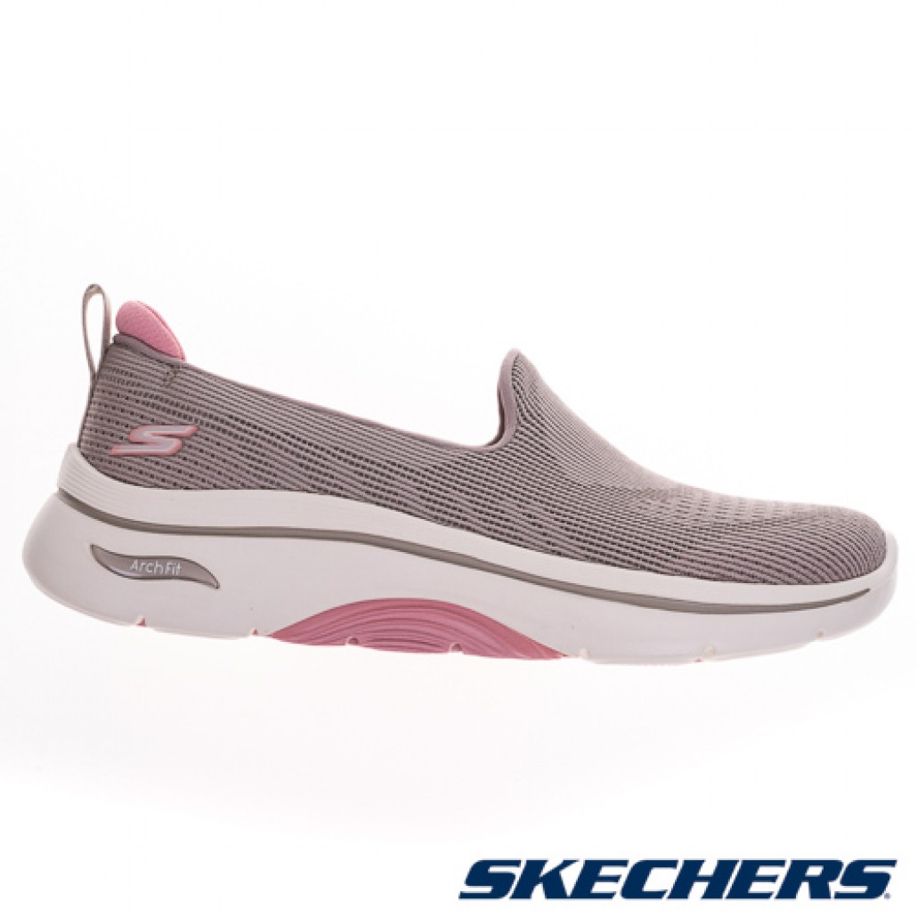 skechers_20240918160330_966388.jpg