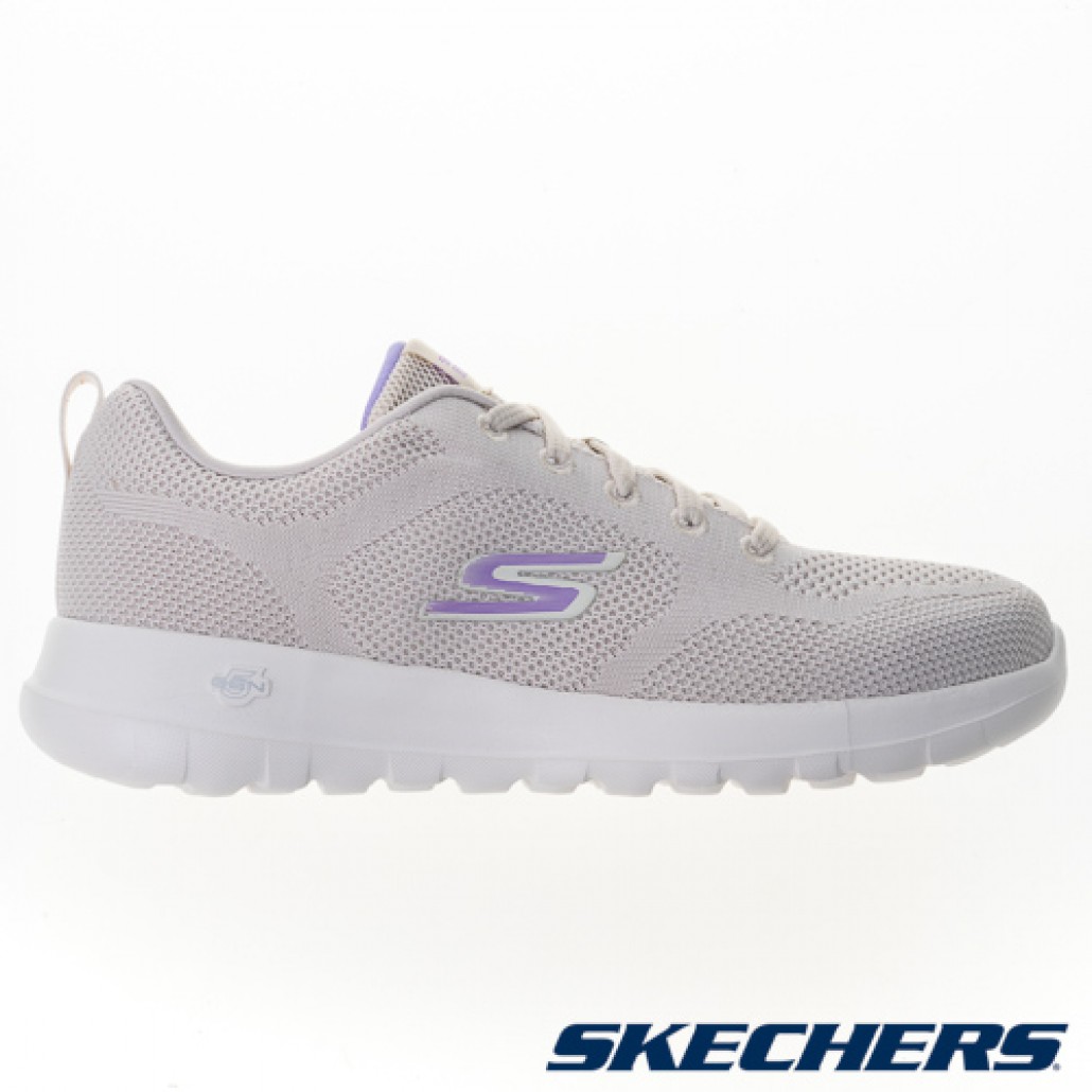 skechers_20240918172716_413730.jpg