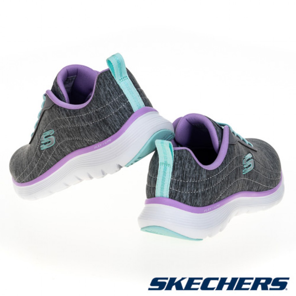 skechers_20241028173157_147049.jpg