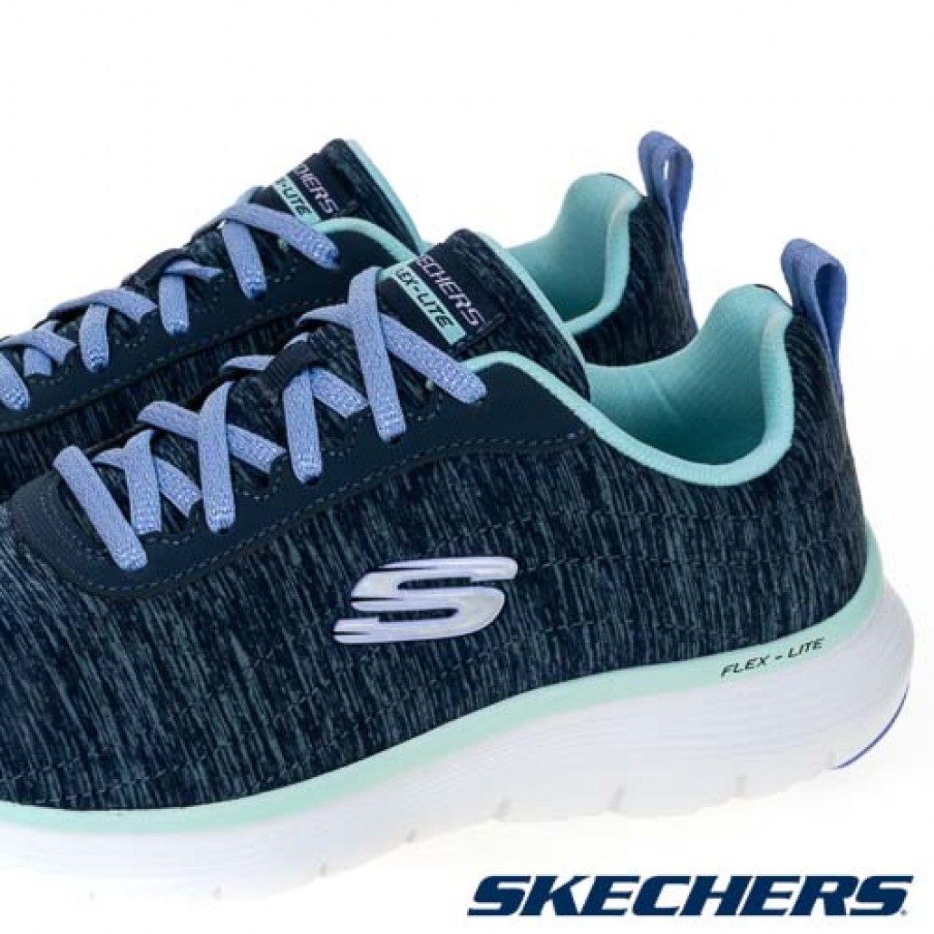 skechers_20241028173158_383826.jpg