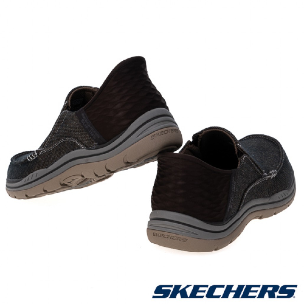 skechers_20241028173228_446261.jpg