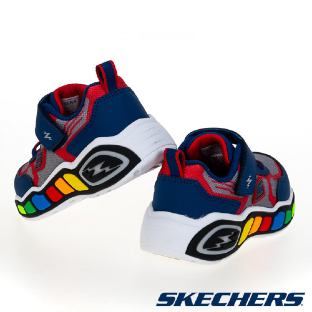 skechers_20241028173252_485213.jpg