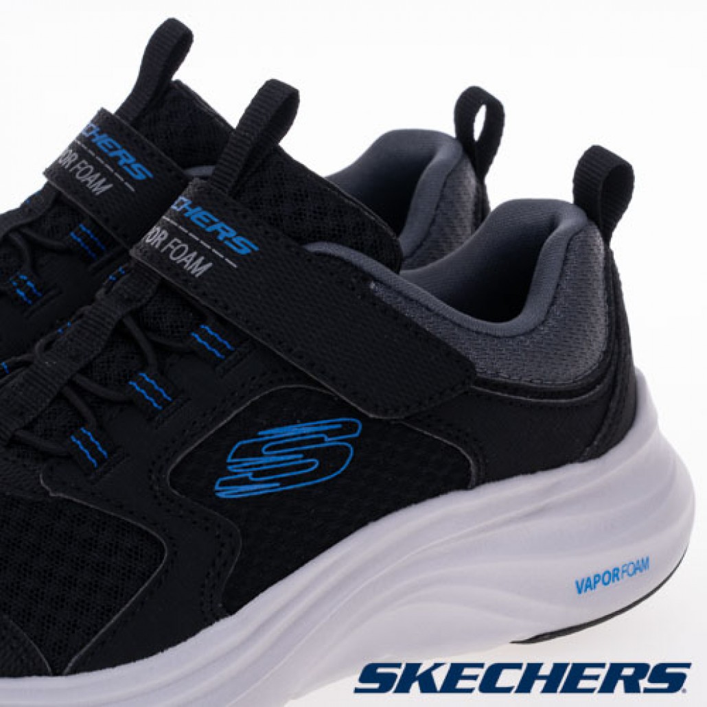 skechers_20241029184239_521703.jpg