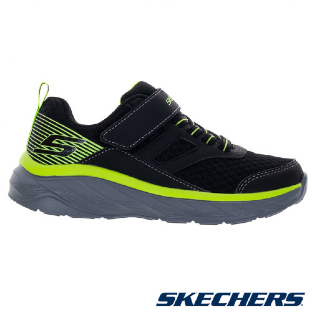 skechers_20241029184241_594055.jpg