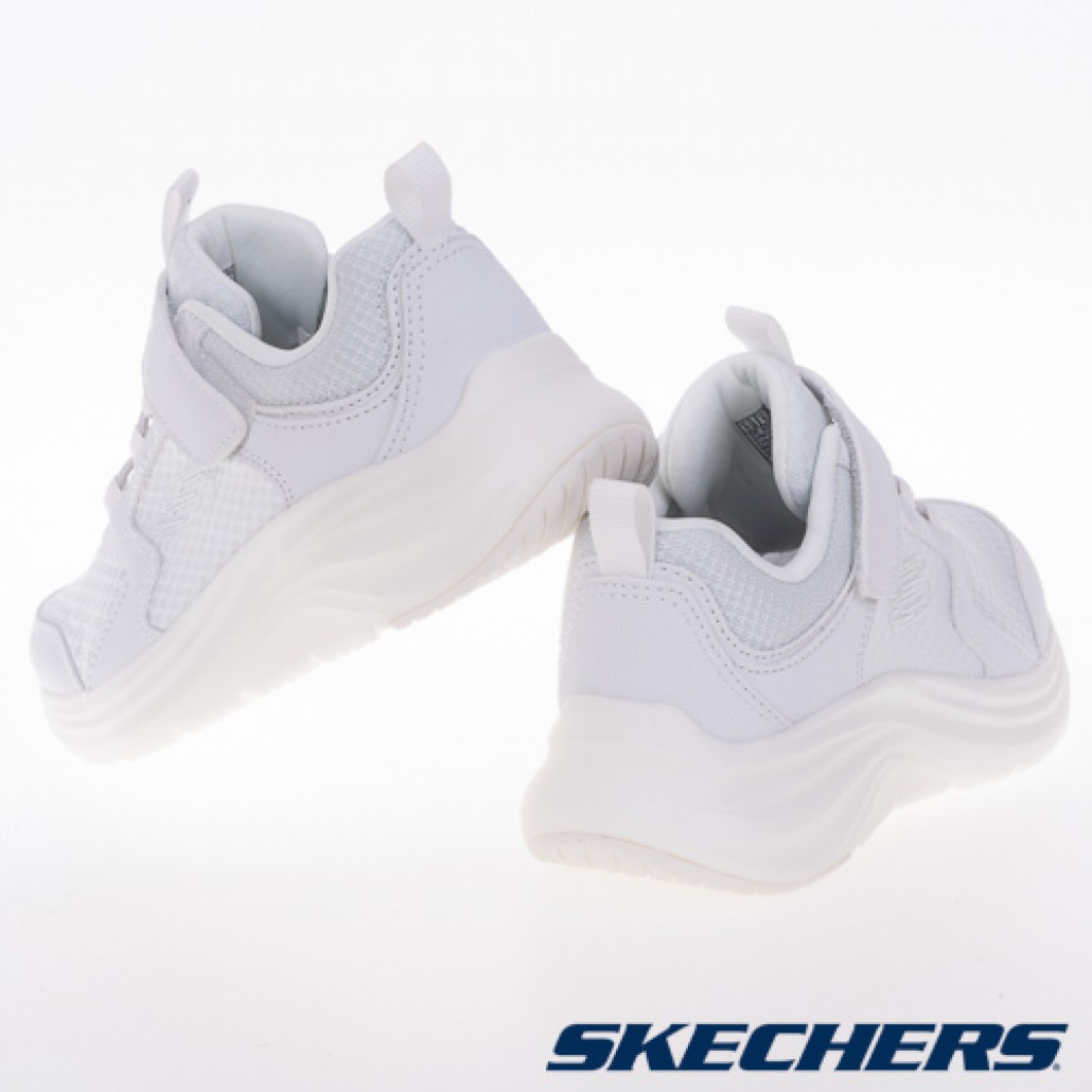 skechers_20241029184241_929142.jpg