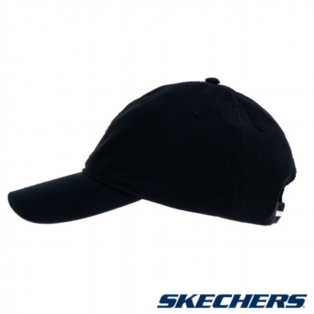 skechers_20241029184354_773696.jpg