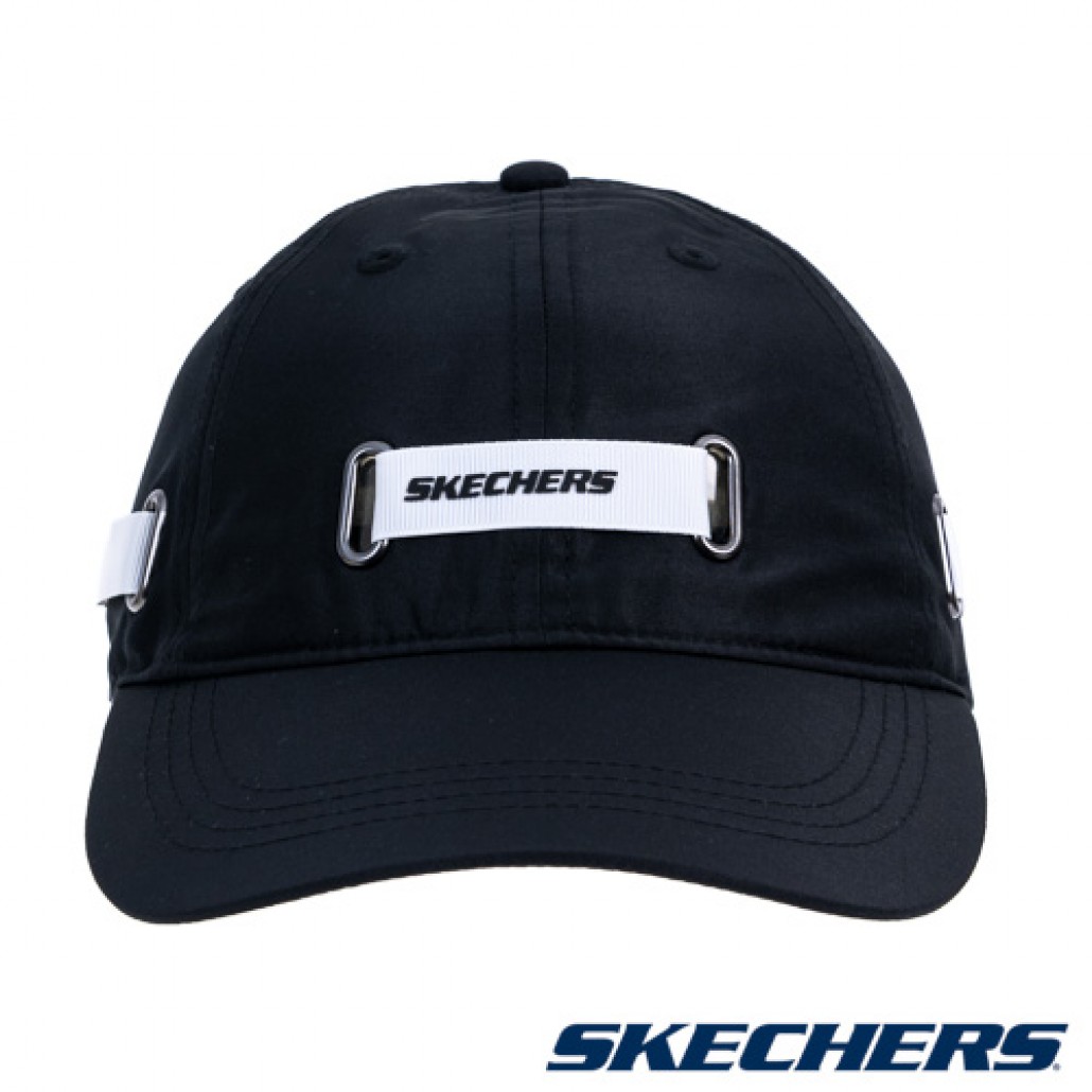 skechers_20241029184400_158215.jpg