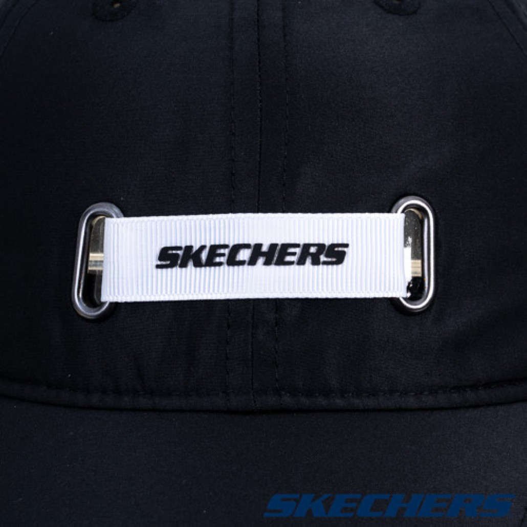 skechers_20241029184400_596262.jpg