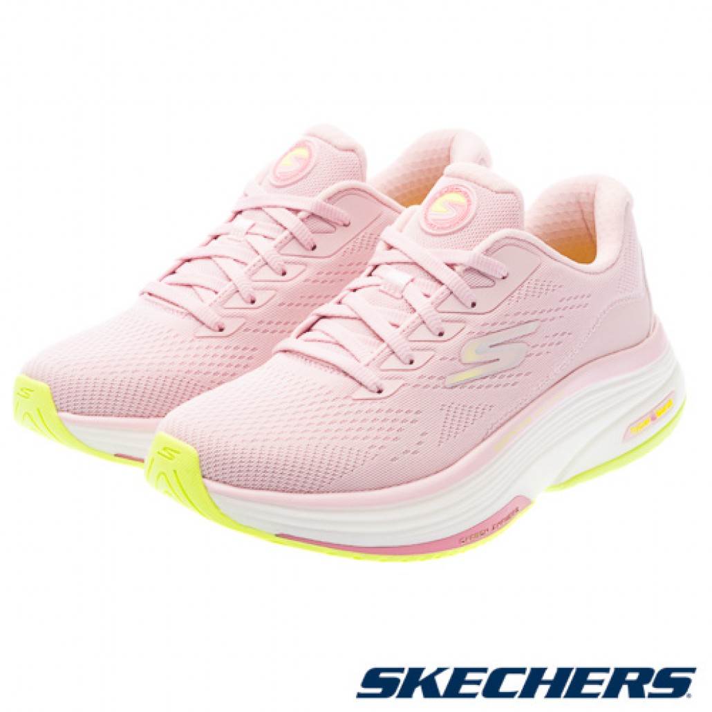 skechers_20250627164417_205924.jpg