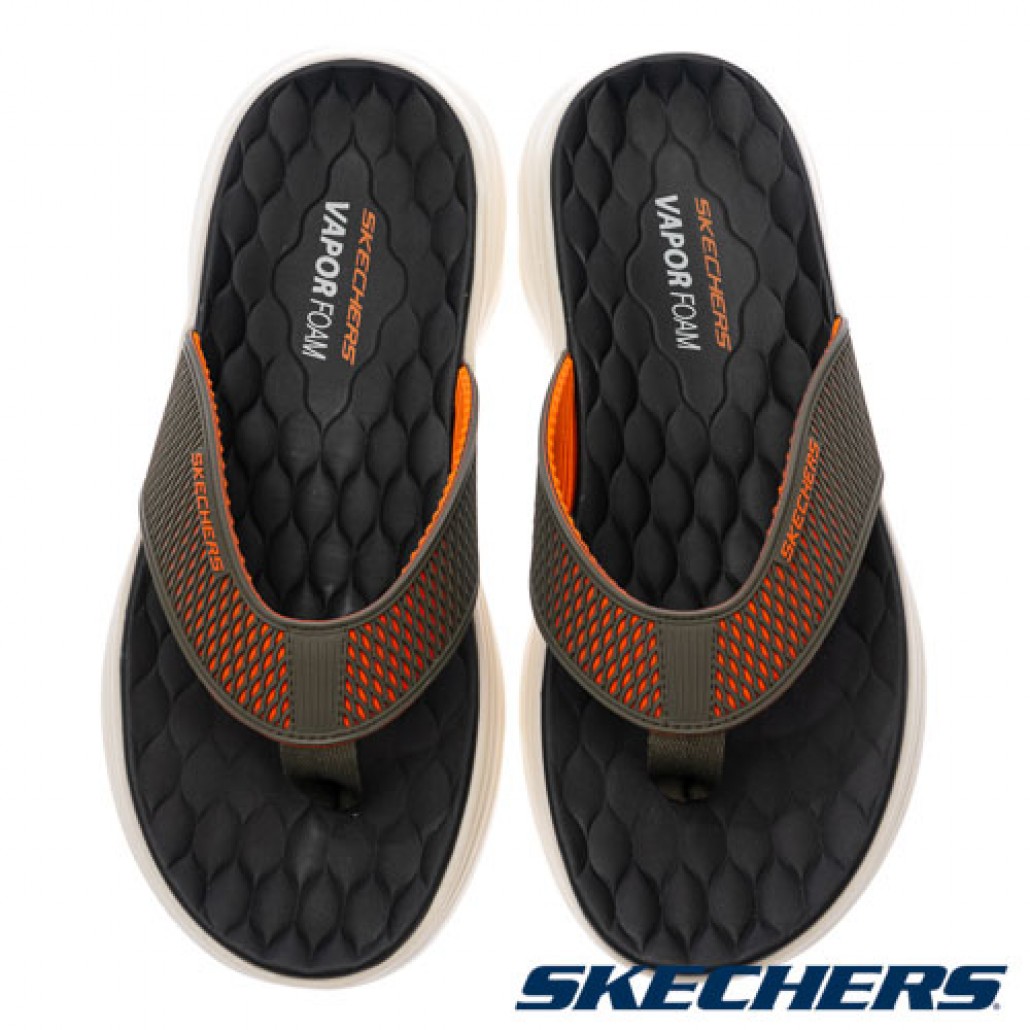 skechers_20250627181826_285347.jpg