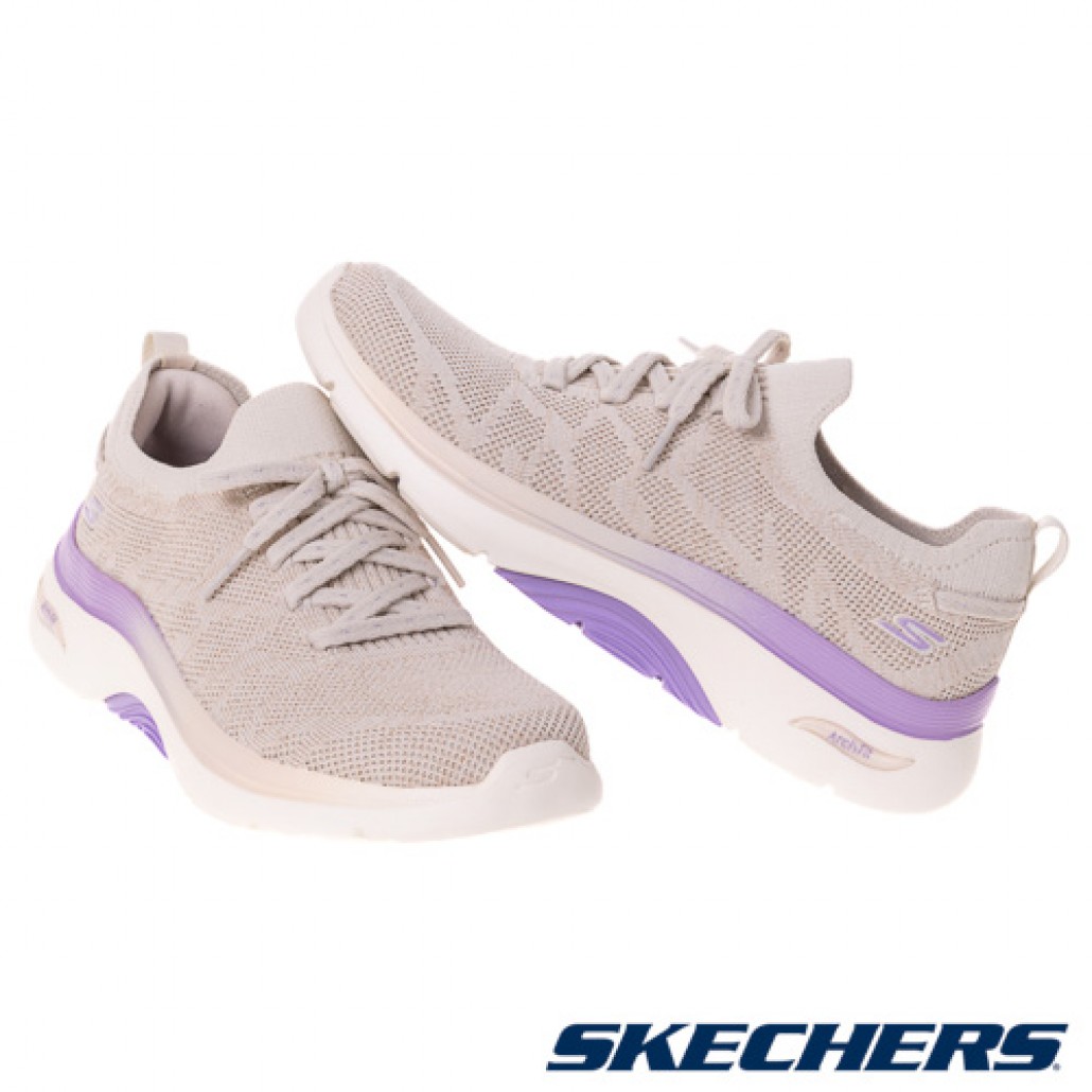 skechers_20250709103035_433521.jpg