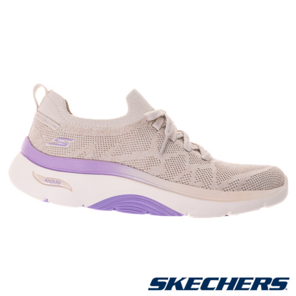 skechers_20250709103035_676067.jpg