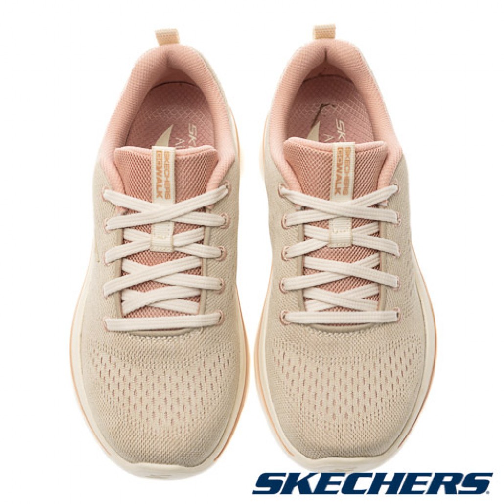 skechers_20250814155129_302776.jpg