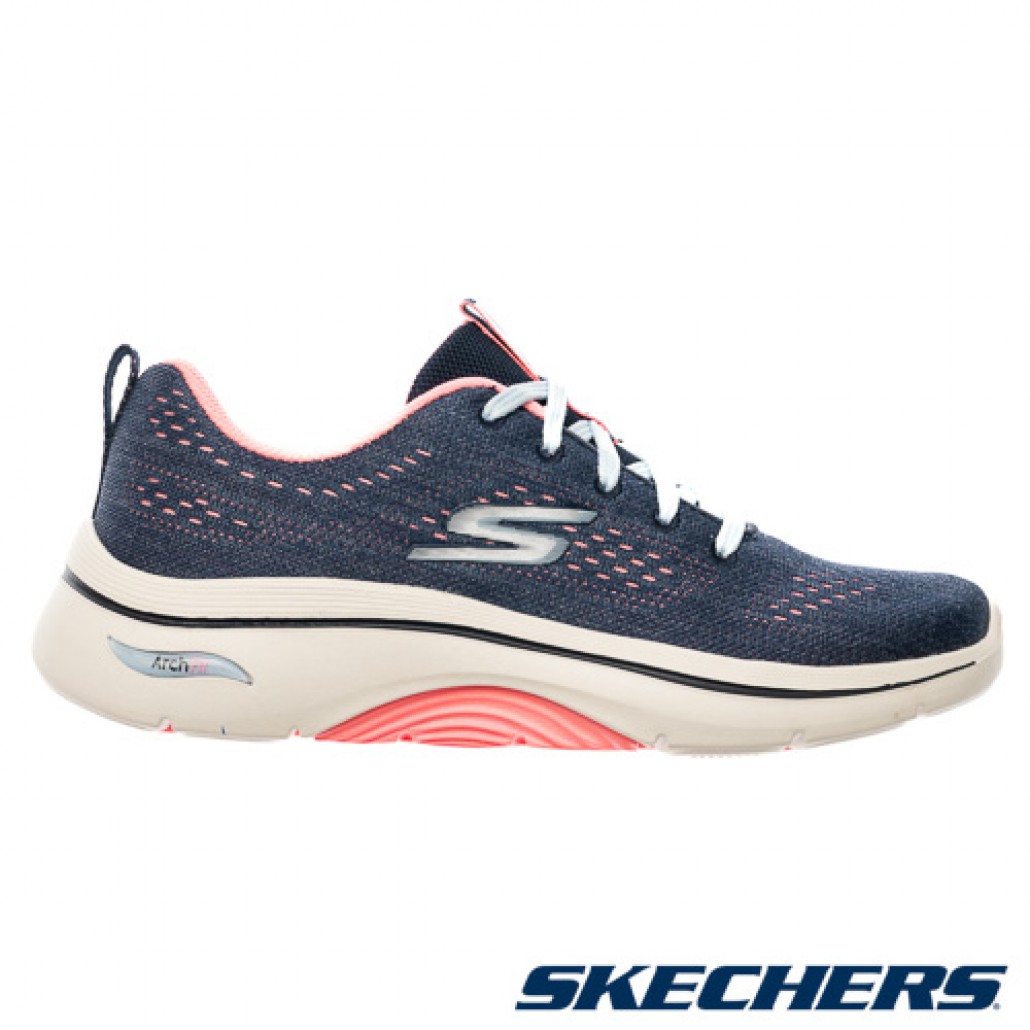 skechers_20250814155130_136793.jpg