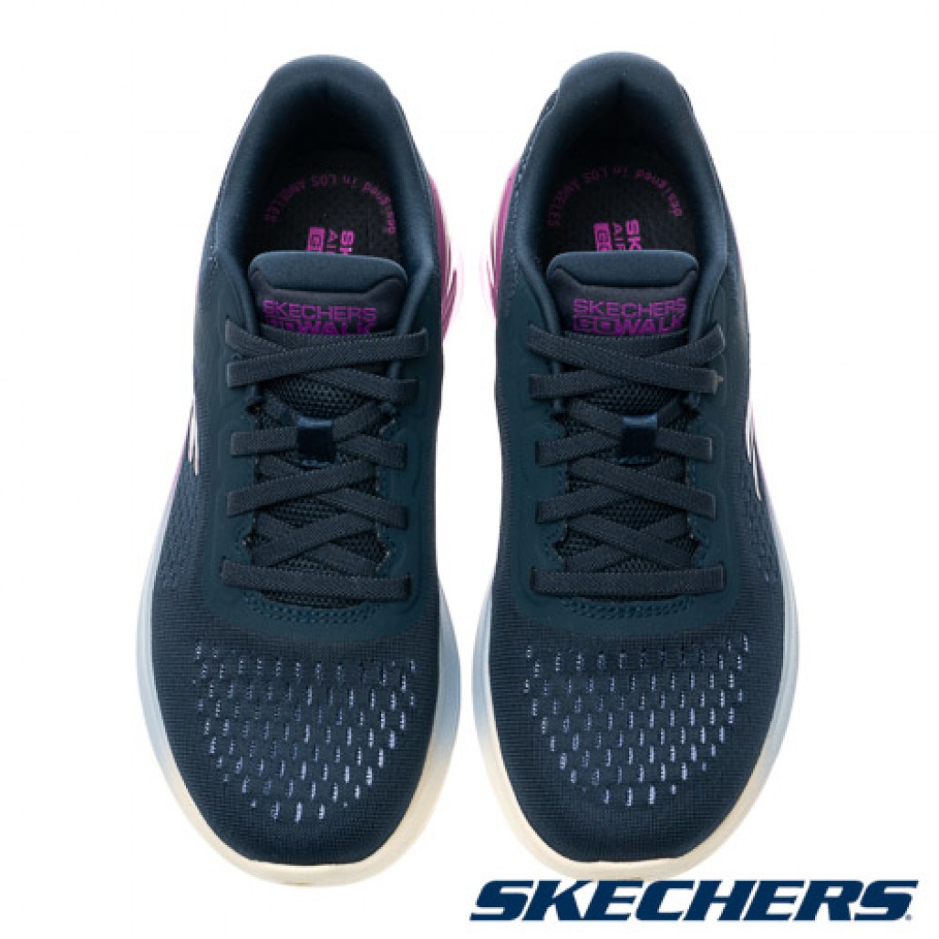 skechers_20250816125402_223444.jpg