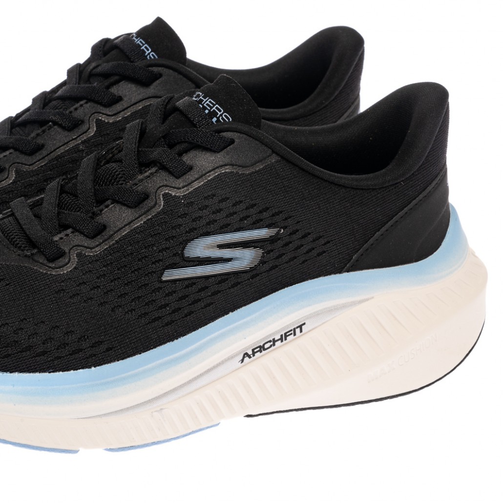 skechers_20260424105927_369566.jpg