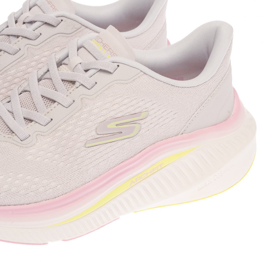 skechers_20260424105930_595036.jpg