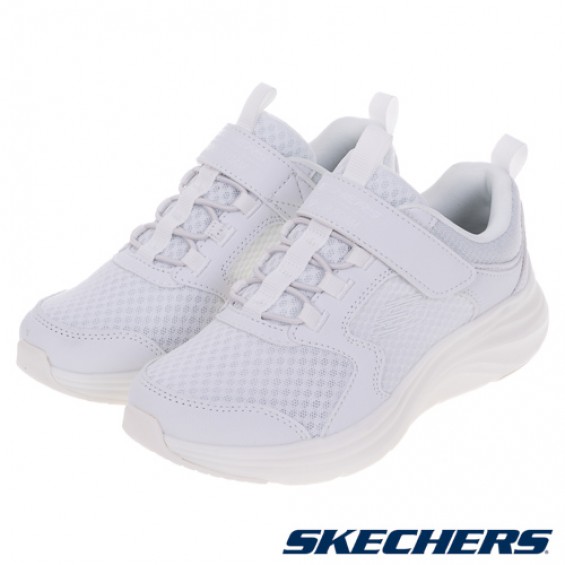 skechers_20241029184240_557400.jpg