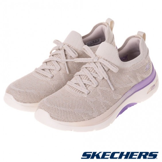 skechers_20250709103035_199744.jpg