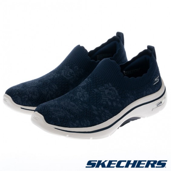 skechers_20250816125450_436033.jpg