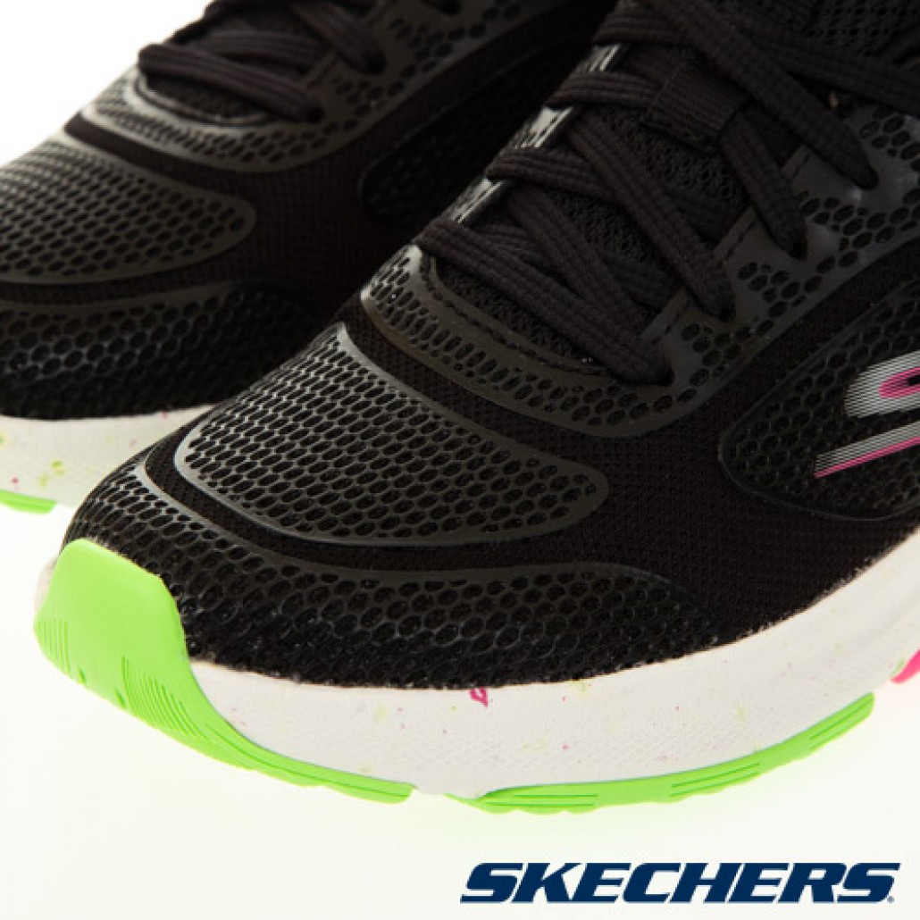 skechers_20210618115741_928314.jpg