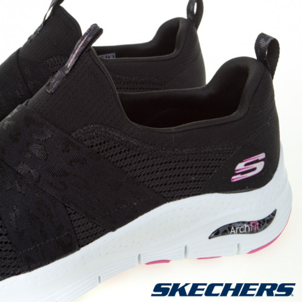 skechers_20220305232230_351666.jpg