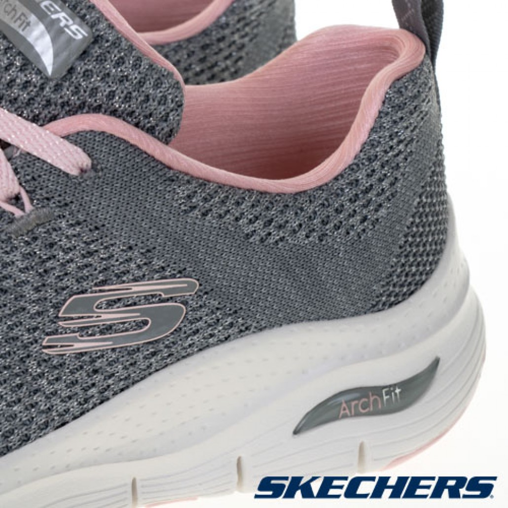 skechers_20220405173220_781852.jpg