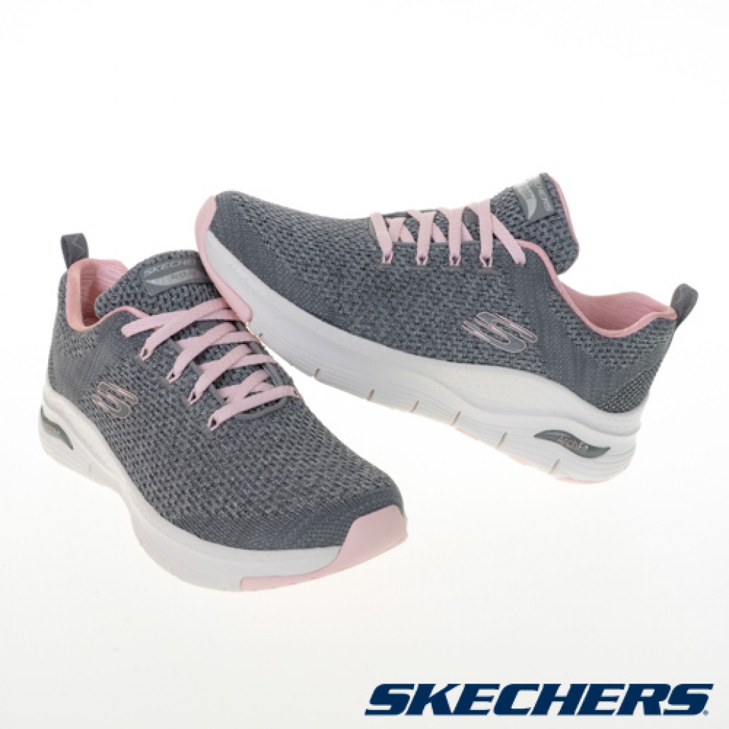 skechers_20220405173220_852253.jpg