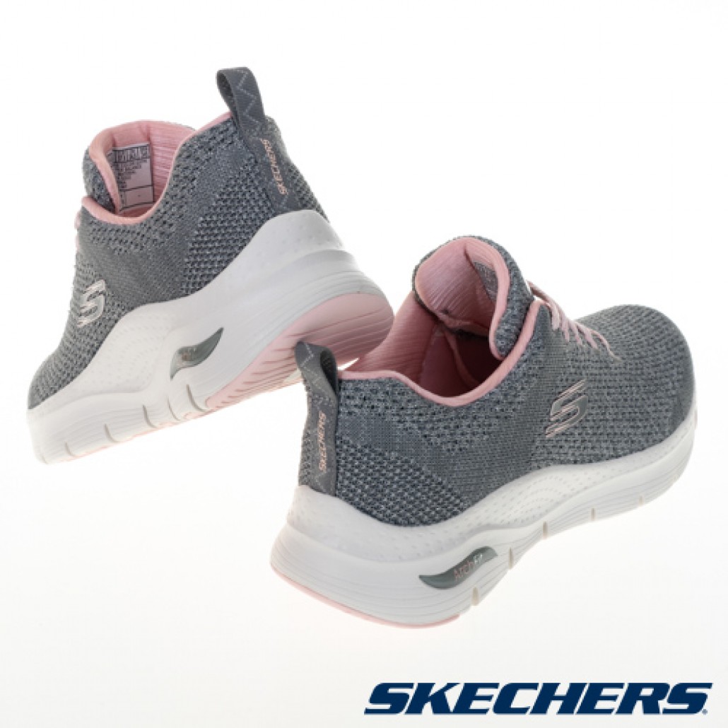 skechers_20220405173221_919543.jpg