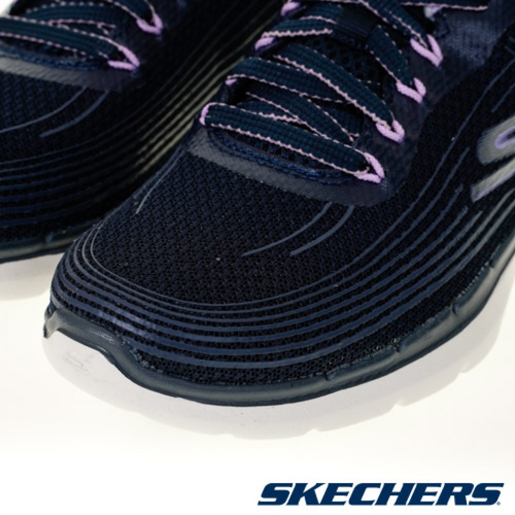 skechers_20220803092648_778690.jpg