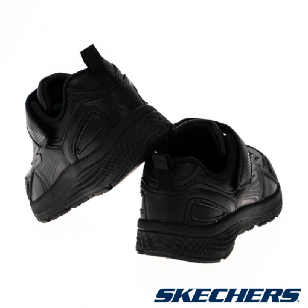 skechers_20221018184724_319160.jpg