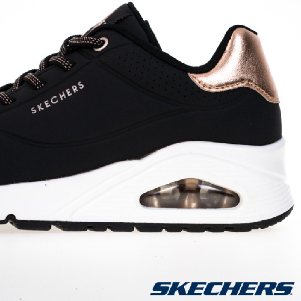 skechers_20221204183431_652569.jpg